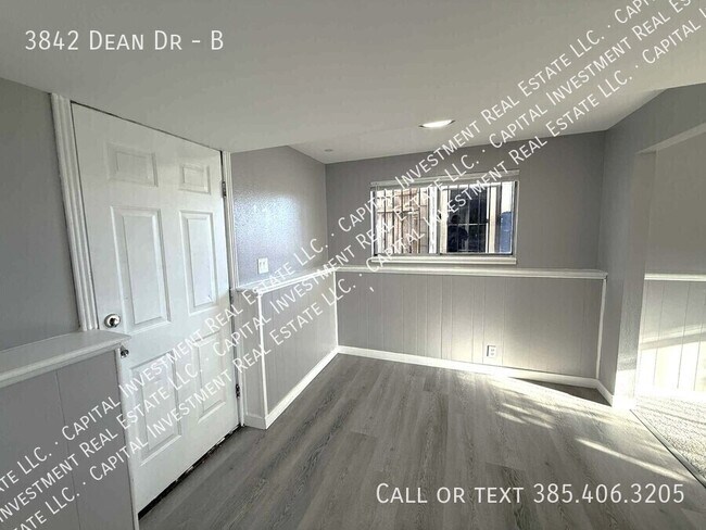 Building Photo - 3842 Dean Dr