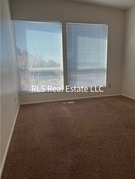 Building Photo - 8705 S Altair Drive