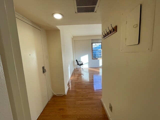 Building Photo - 1133 13th St NW