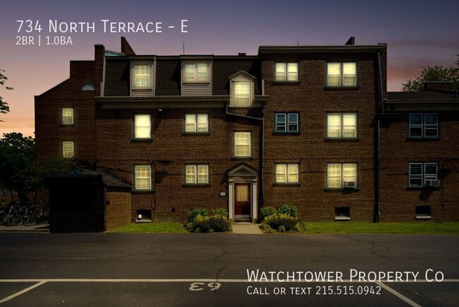 Building Photo - 734 North Terrace