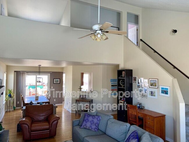 Building Photo - 2335 Amberwood Ln
