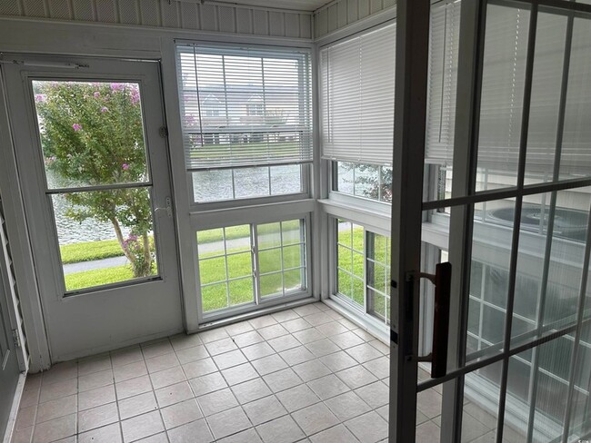 Building Photo - 3529 Evergreen Way