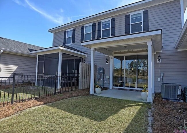 Building Photo - Low maintenance living