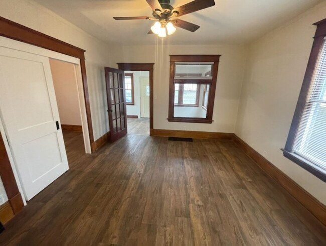 Building Photo - 1237 Albemarle St