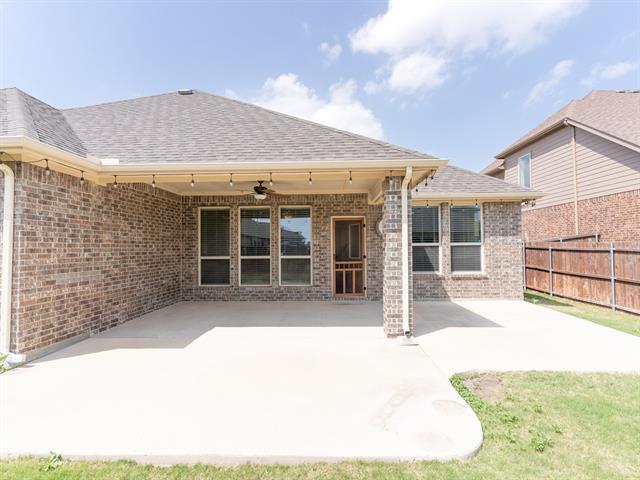Building Photo - 2943 Ladoga Dr