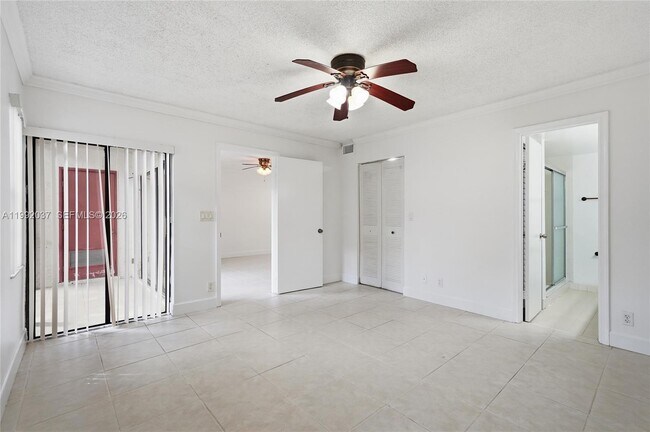 Building Photo - 2376 NW 89th Dr