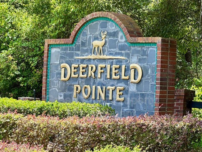 Building Photo - 3288 Deerfield Pointe Dr