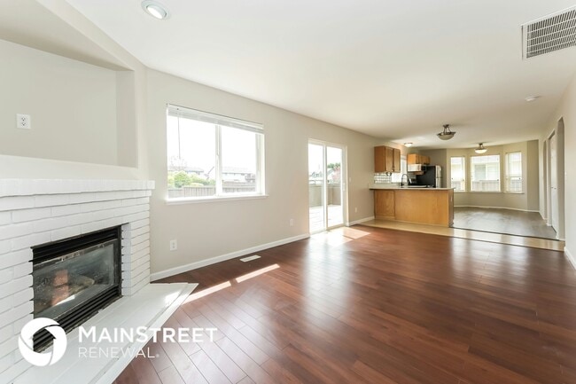 Building Photo - 7818 192nd St Ct E