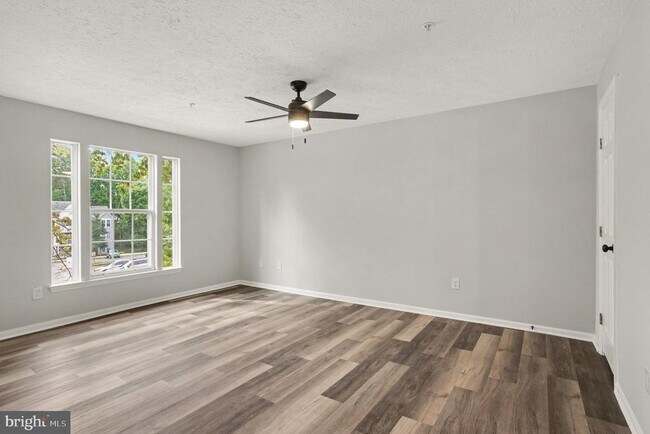 Building Photo - 900 Jessicas Ln