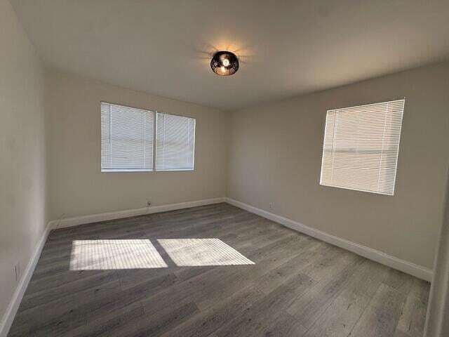 Building Photo - 904 4th St