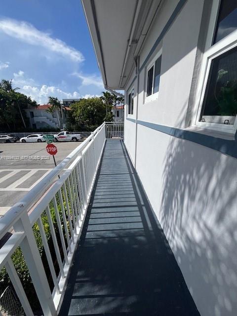 Building Photo - 350 75th St