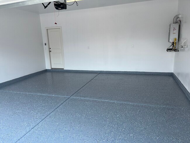 Building Photo - 6574 Tumoulin St