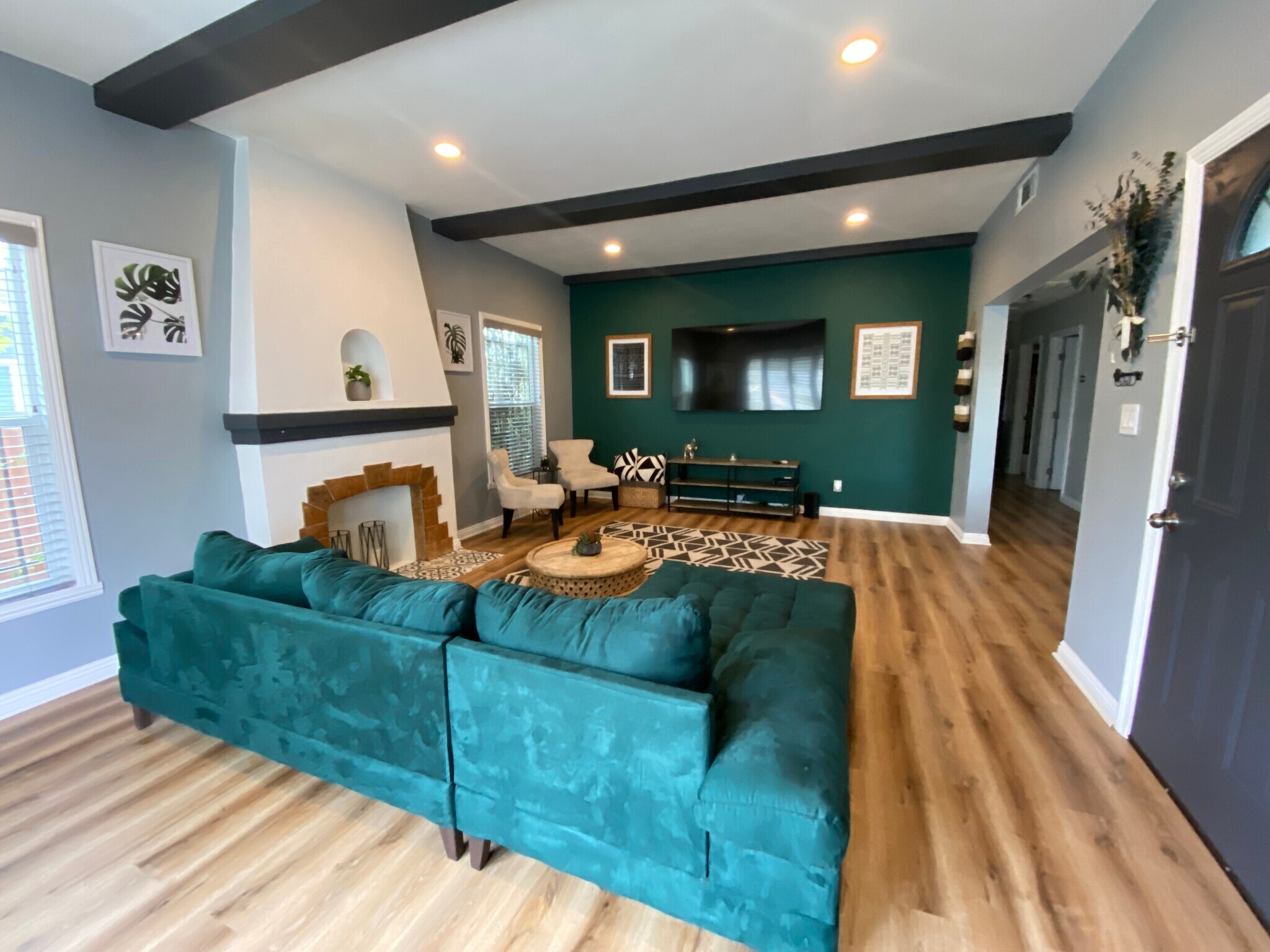 Living Room - 822 W 110th St