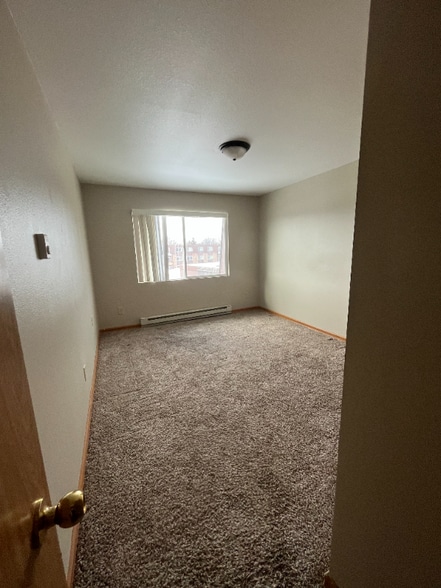 Building Photo - 2627 S 17th St