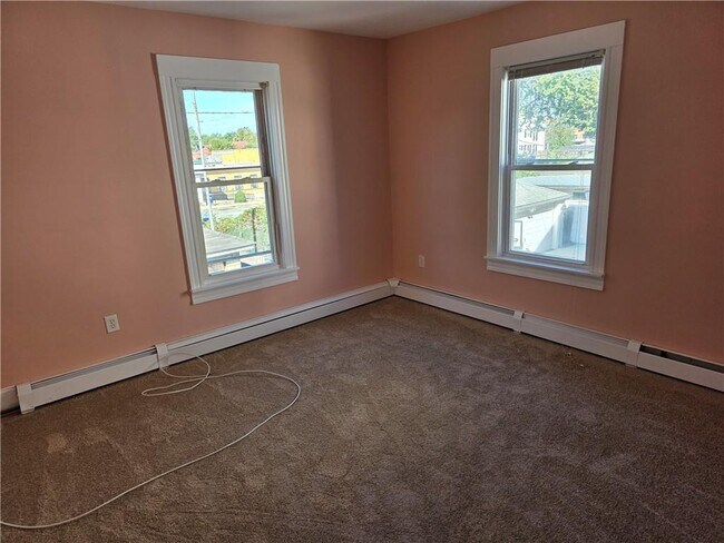 Building Photo - 27 Longfellow Terrace
