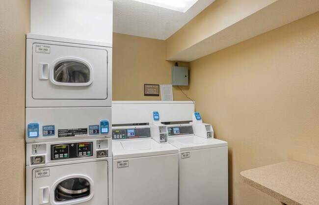 Building Photo - Furnished Studio-Wilkes-Barre - Hwy. 315