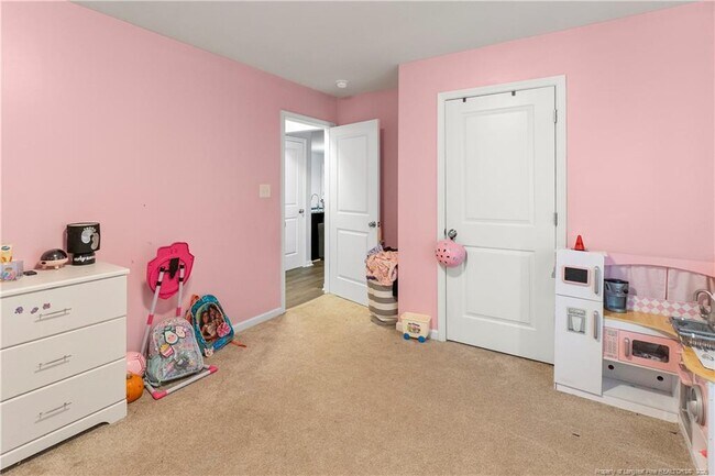 Building Photo - 140 Denning Farms Ln