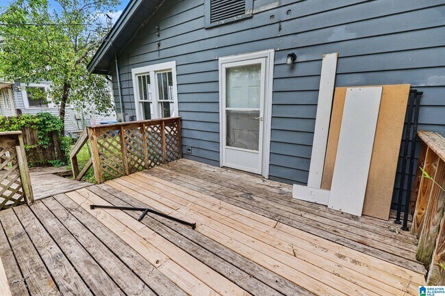 Building Photo - 7709 1st Ave S
