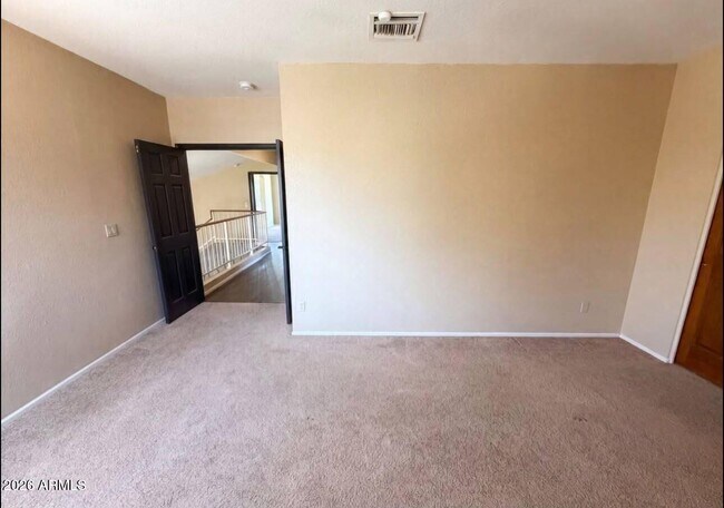 Building Photo - 3810 N Wintergreen Way