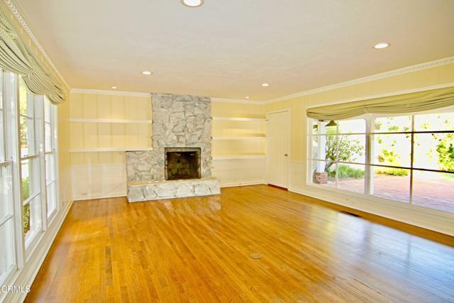 Building Photo - 4544 Hillard Ave