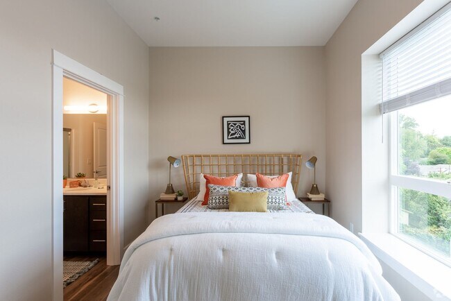 Interior Photo - The Anita