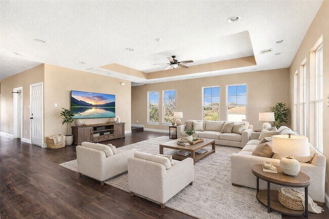 Building Photo - 205 Rue Orleans St