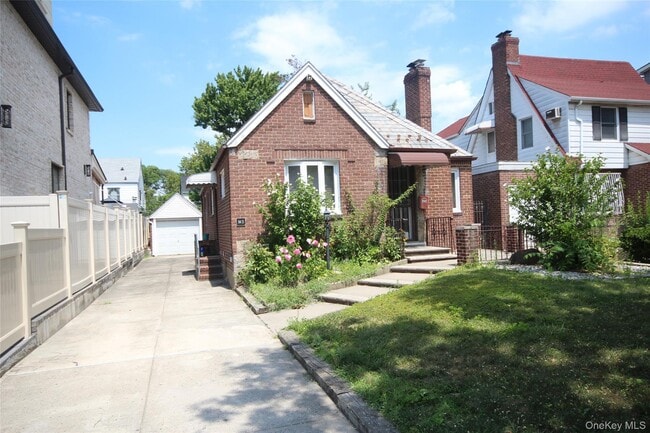 Primary Photo - 144-33 Coolidge Ave