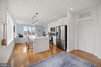 Building Photo - 800 21st St NE