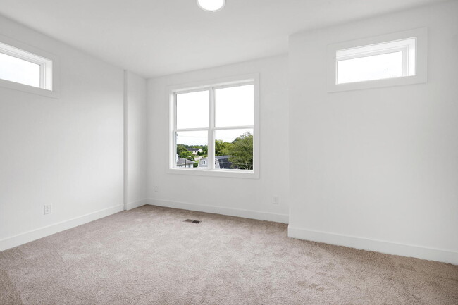 Building Photo - 1313 Garner Rd