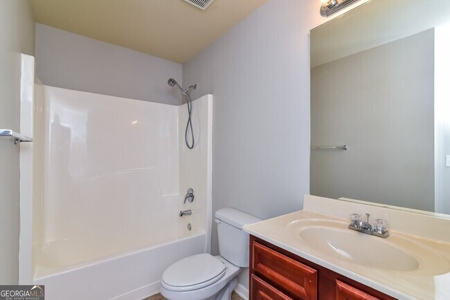 Building Photo - 304 Brittney Cove