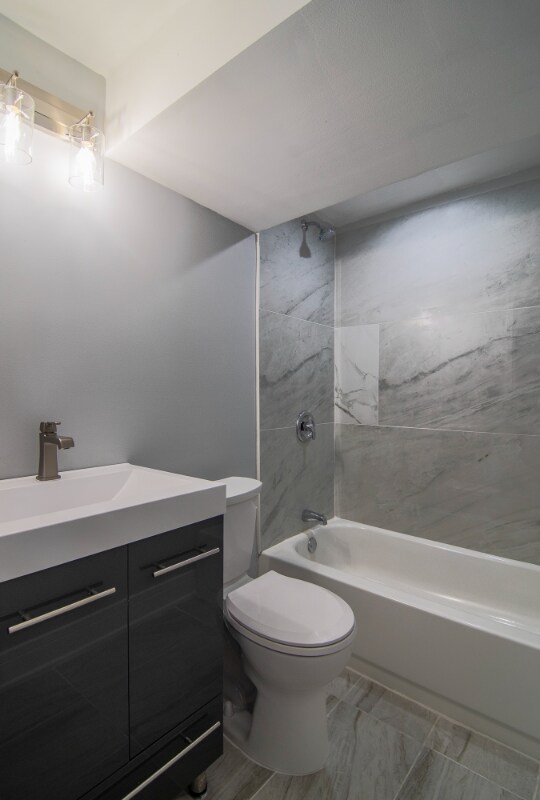 Building Photo - 4618 S Evans Ave