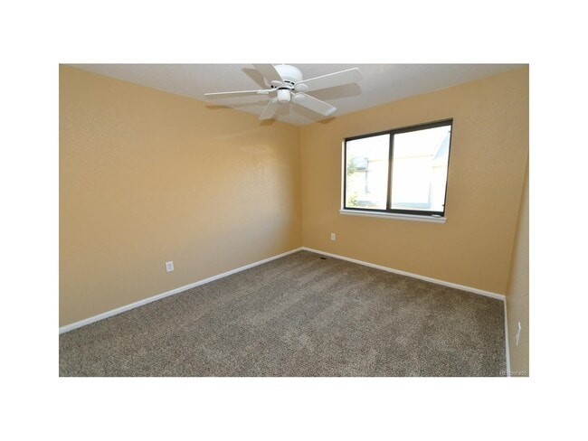 Building Photo - 8754 Allison Dr