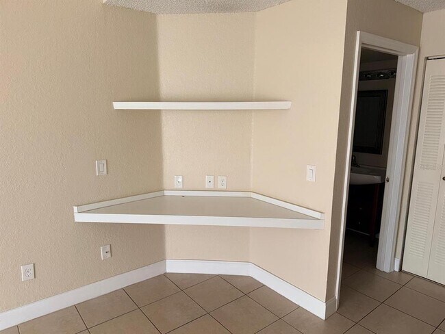 Building Photo - 2210 Grand Cayman Ct