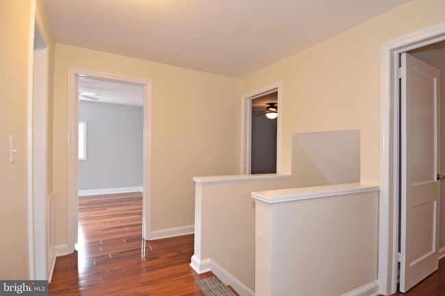 Building Photo - 7125 Harrison Ln