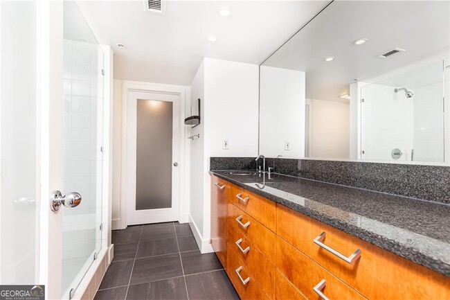 Building Photo - 199 14th St NE