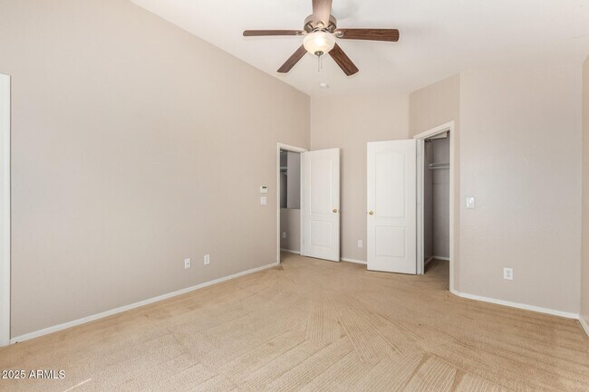 Building Photo - 6381 E Lush Vista View