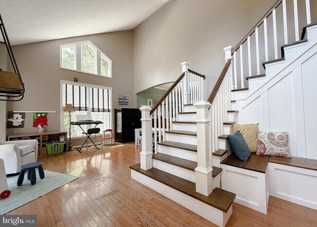 Building Photo - 23118 Silverberry Way