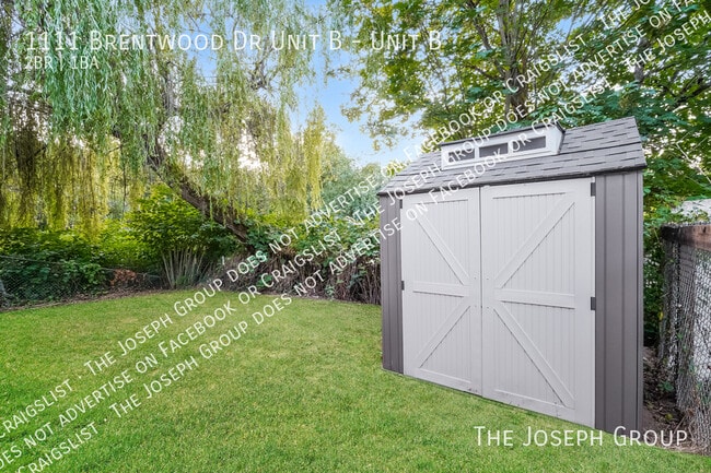 Building Photo - 1111 Brentwood Dr