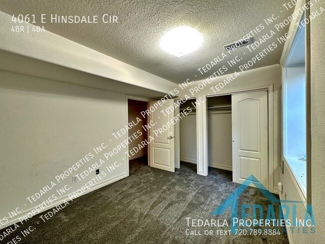 Building Photo - 4061 E Hinsdale Cir