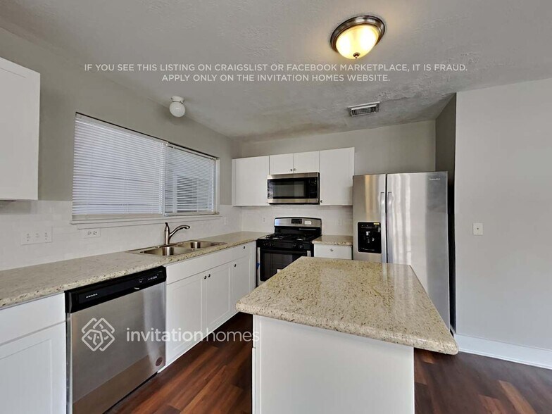 Building Photo - 19119 Spruce Bough Ln