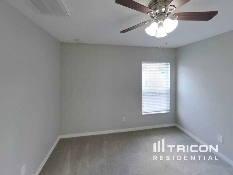 Building Photo - 3455 Clover Blossom Cir