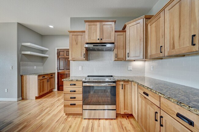 Building Photo - $3,100 - 4-Bed, 3-Bath Home in Co Springs ...
