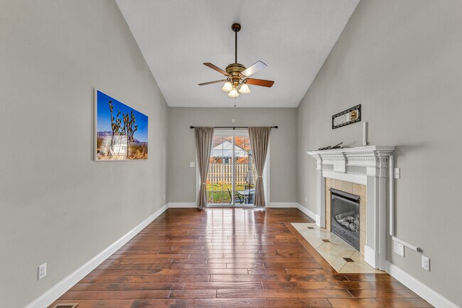 Building Photo - 345 Kenilworth Rd