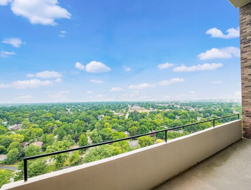 Building Photo - 1000 Urlin Ave