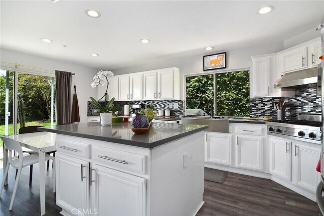 Building Photo - 24574 Overland Dr