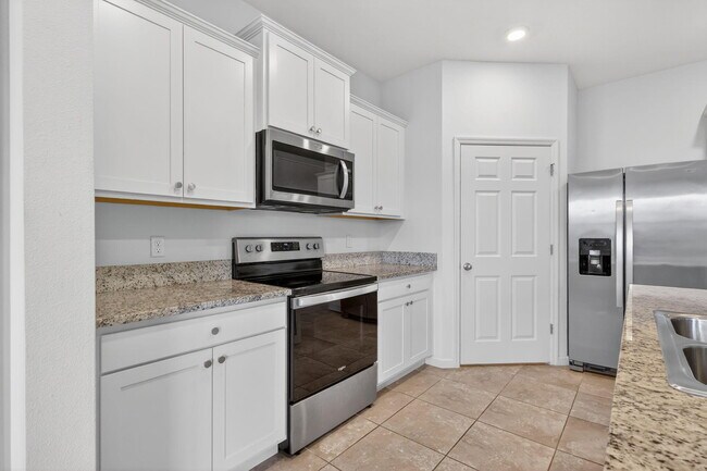 Building Photo - 10552 SW Toren Wy