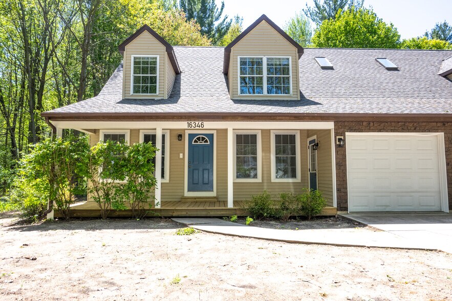Primary Photo - 16346 Taft Rd