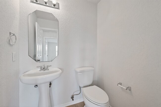 Building Photo - 11403 Ryan Manor Dr