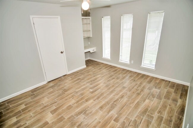 Building Photo - 1715 Capstan Rd