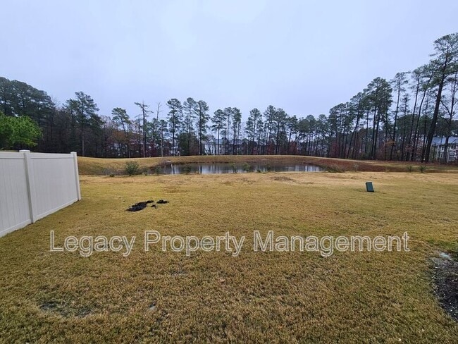 Building Photo - 1024 Saffron Lp